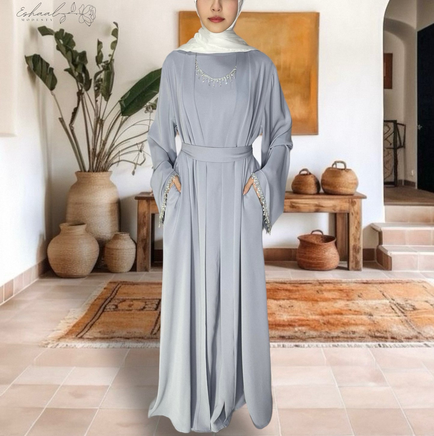 Almaas Abaya