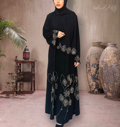 Zeenat Abaya